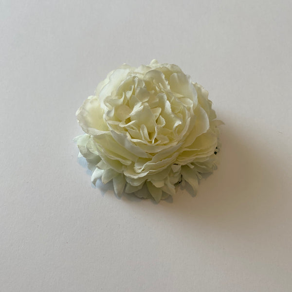 Classic Vintage Cream Carnation Hair Clip