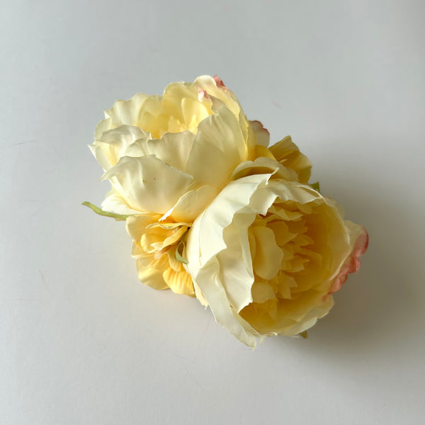 Classic Vintage Double Buttermilk Cream Peony & Hydrangea Flower Hair Clip
