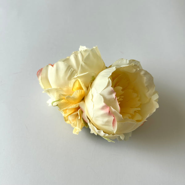 Classic Vintage Double Buttermilk Cream Peony & Hydrangea Flower Hair Clip
