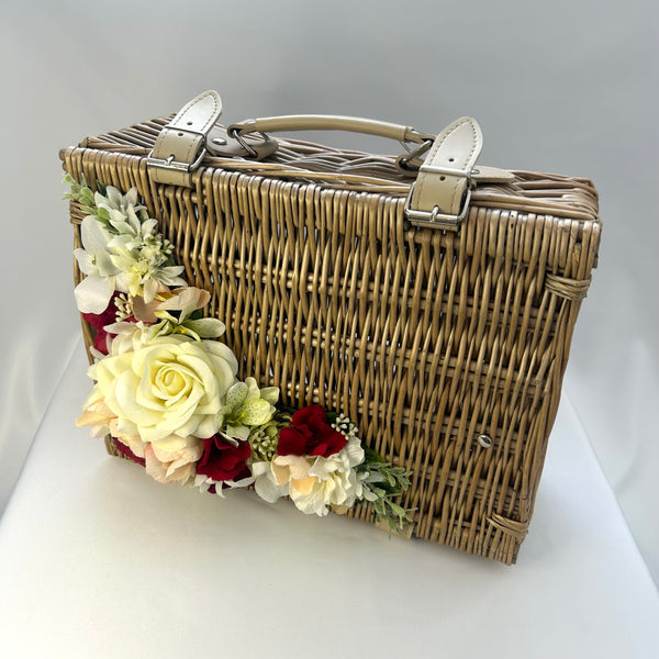 Classic Dolly Picnic Basket in Antique Wash Wicker- Vintage Inspired