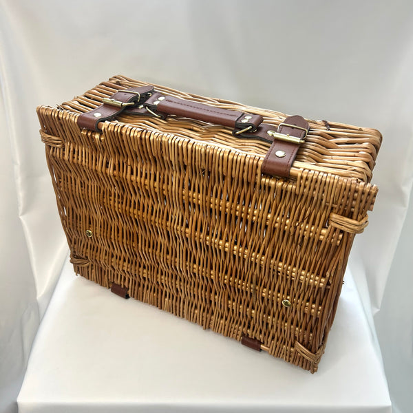 Classic Doris Picnic Basket in Natural Wicker - Vintage Inspired