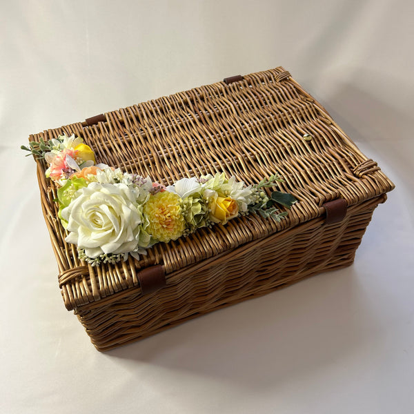 Classic Doris Picnic Basket in Natural Wicker - Vintage Inspired