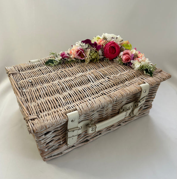 Classic Doris Basket in White Antique Wash Wicker - Vintage Inspired
