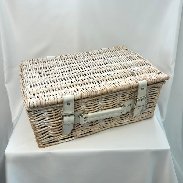 Classic Doris Picnic Basket in White Wash Wicker - Vintage Inspired