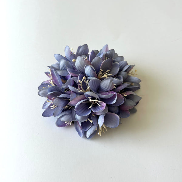 Classic Vintage Lilac & Violet Lily Blooms Flower Hair Clip