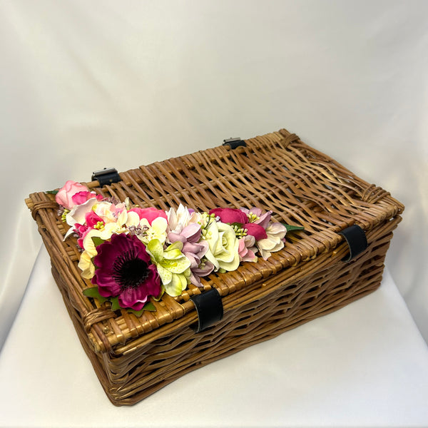 Classic Molly Picnic Basket in Natural Wicker- Vintage Inspired