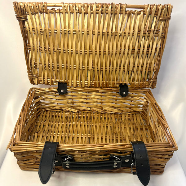 Classic Molly Picnic Basket in Natural Wicker- Vintage Inspired