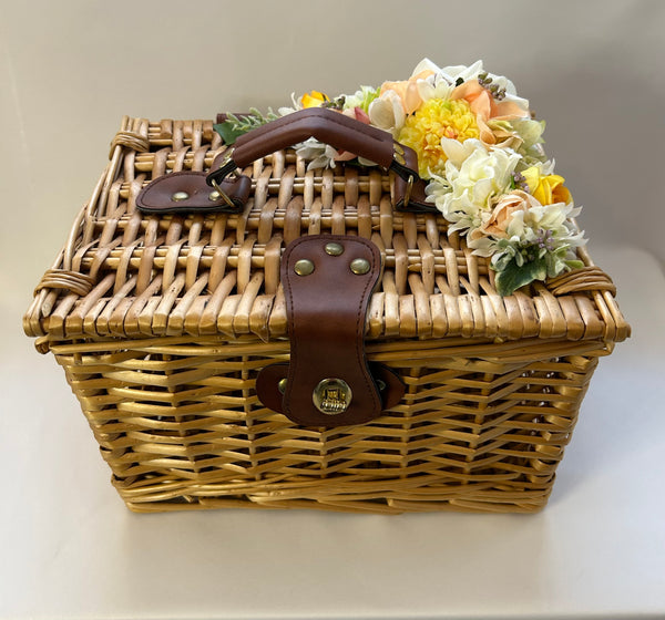 Classic Rosie Picnic Basket in Natural Wicker - Vintage Inspired