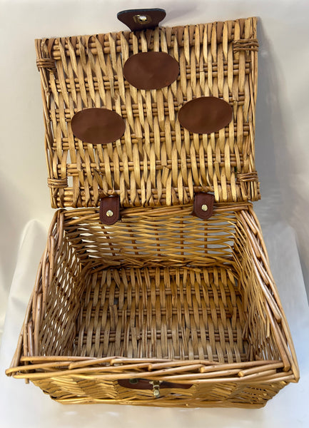 Classic Rosie Picnic Basket in Natural Wicker - Vintage Inspired