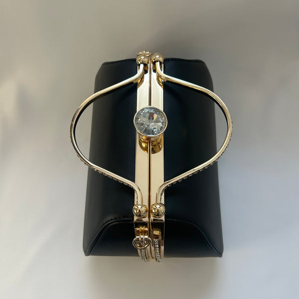 Classic Tia Handbag in Black - Vintage Inspired