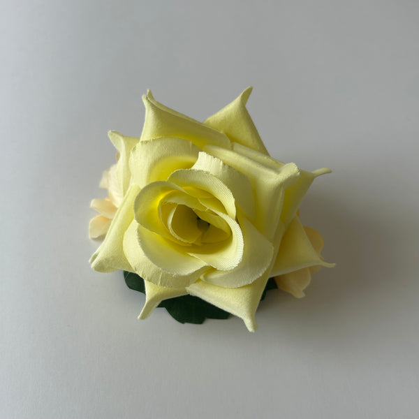 Classic Vintage Pale Yellow Apricot Blush Hydrangea Flower Hair Clip