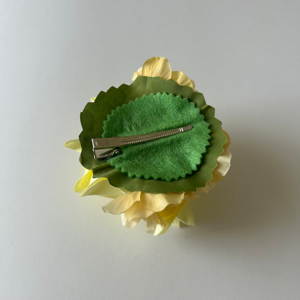 Classic Vintage Pale Yellow Apricot Blush Hydrangea Flower Hair Clip