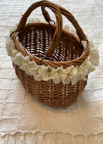 Classic Alice Basket - Handmade Vintage Inspired