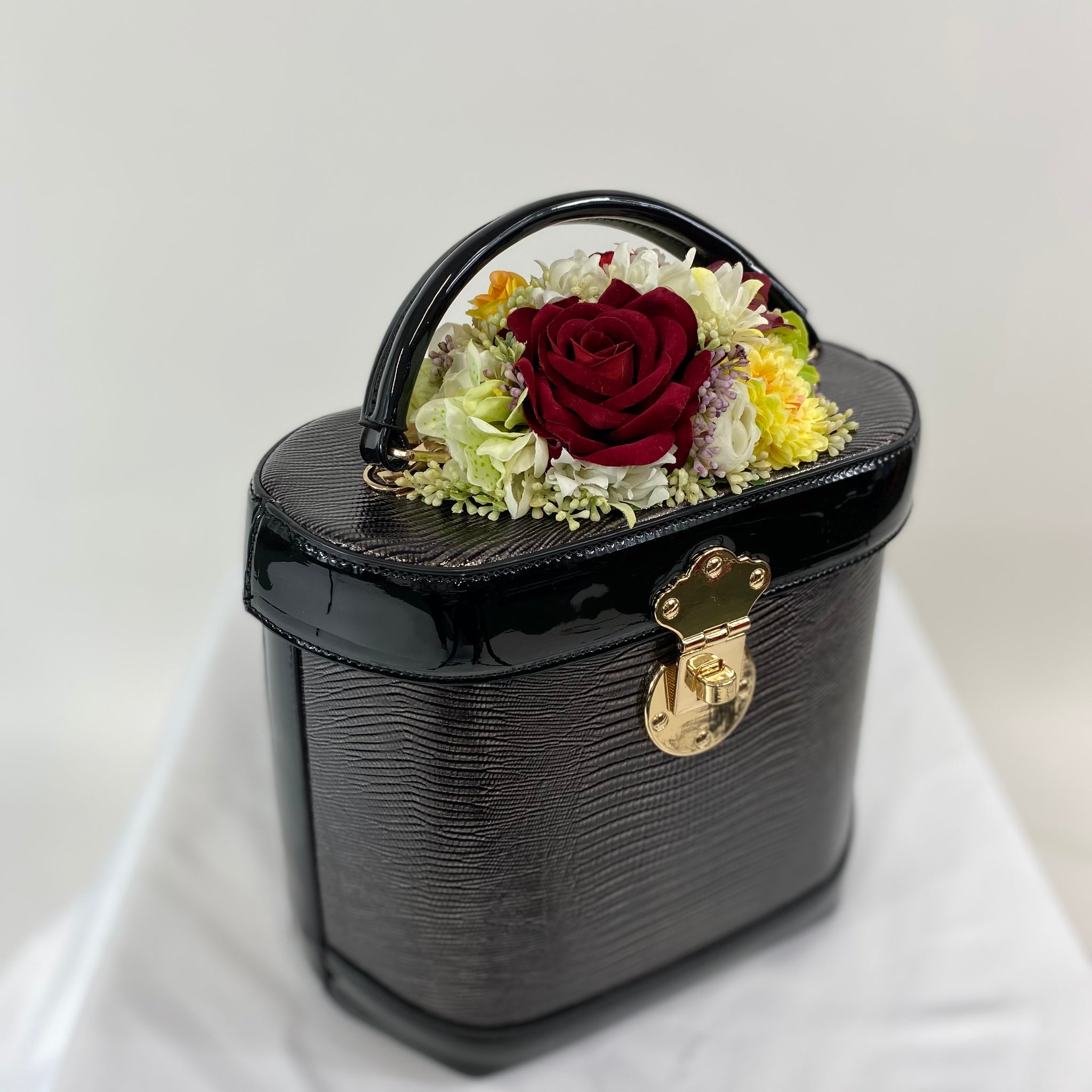 Classic Charlotte Handbag in Black - Handmade Vintage Inspired