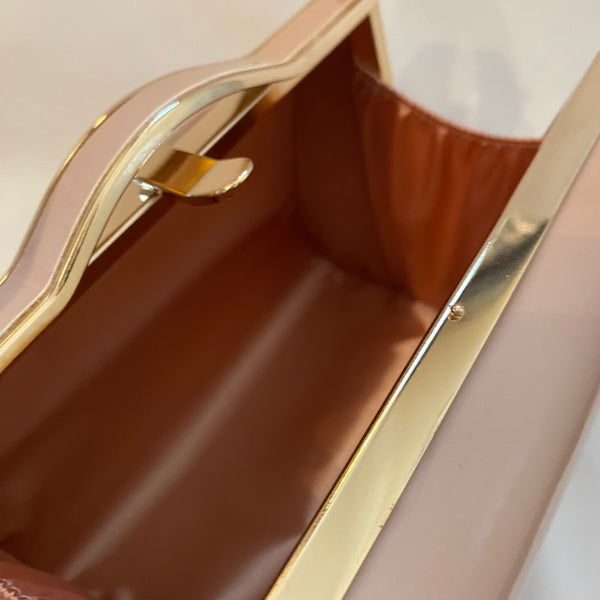 Classic Lilly Handbag in Nude