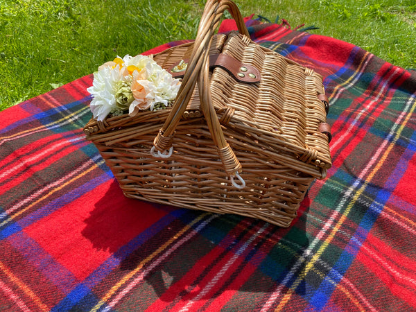 Classic Sarah Basket - Handmade Vintage Inspired